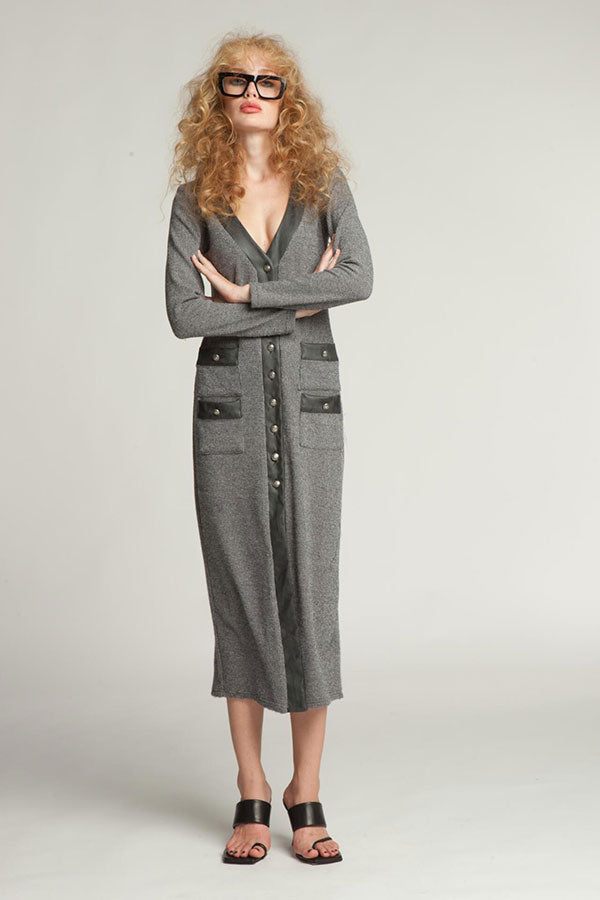 Πλεκτό Φόρεμα με Κουμπιά