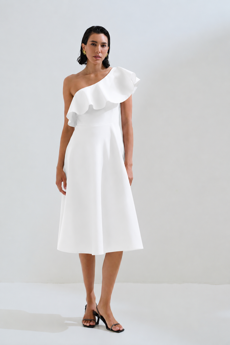 Off Shoulder dress monochrome