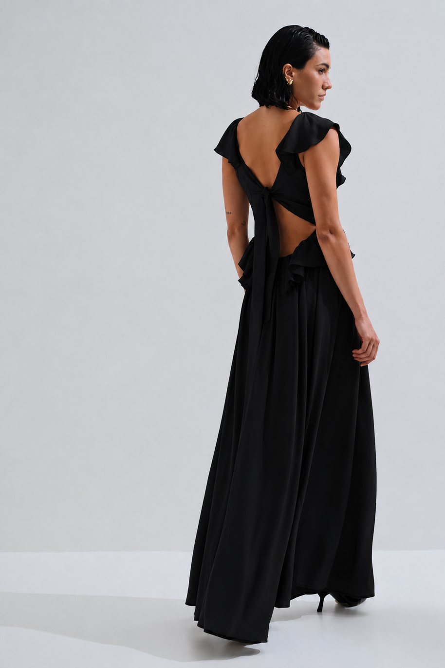 Maxi dress open back