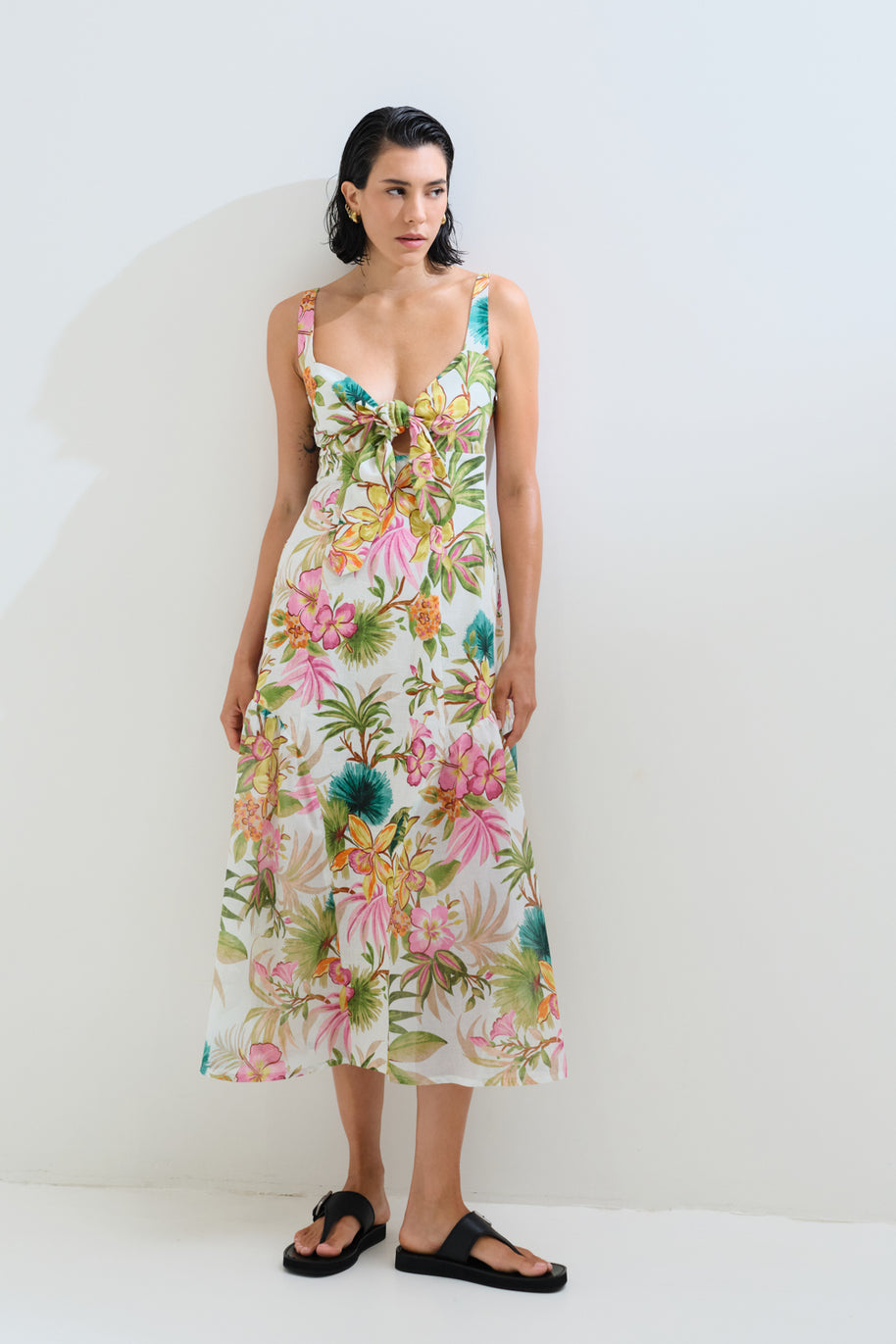 Φόρεμα λινό φλοράλ