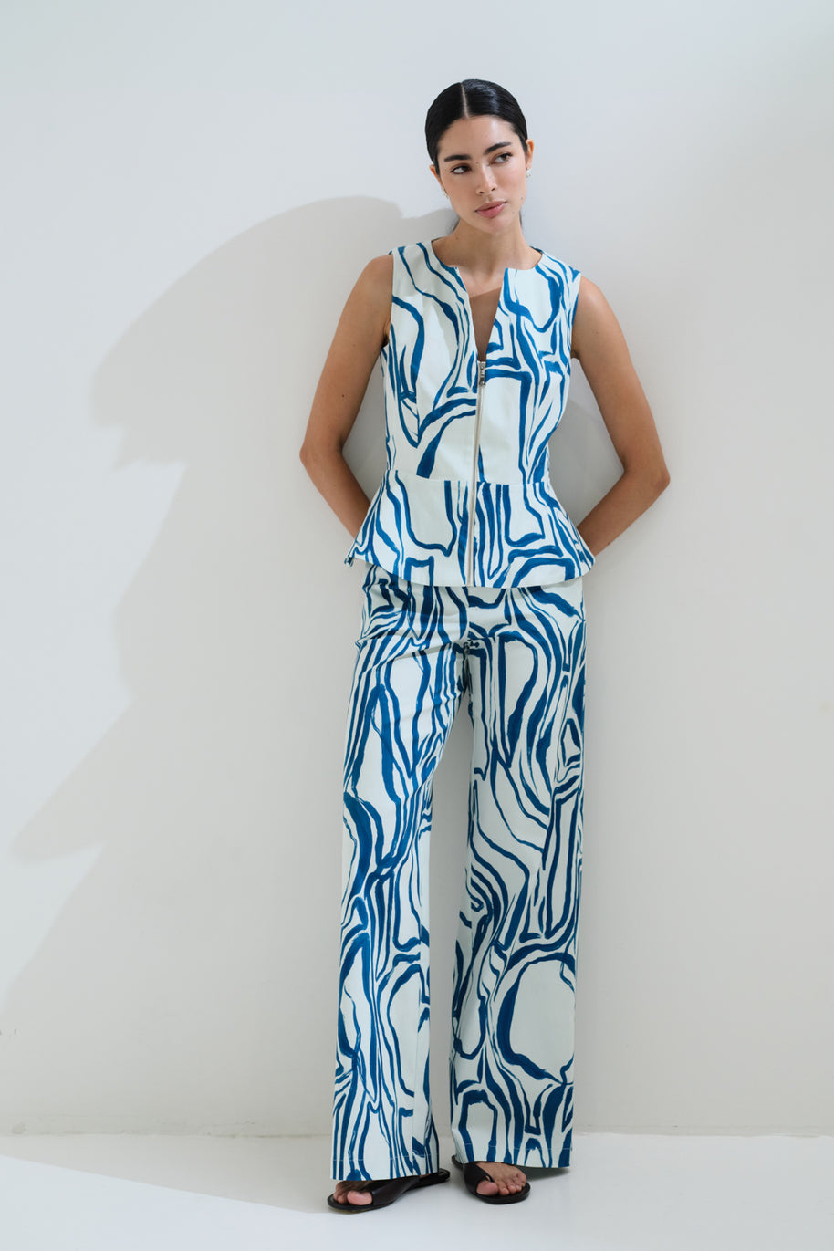 Παντελόνι wide leg εμπριμέ