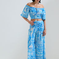 Crop top off-shoulders shell print