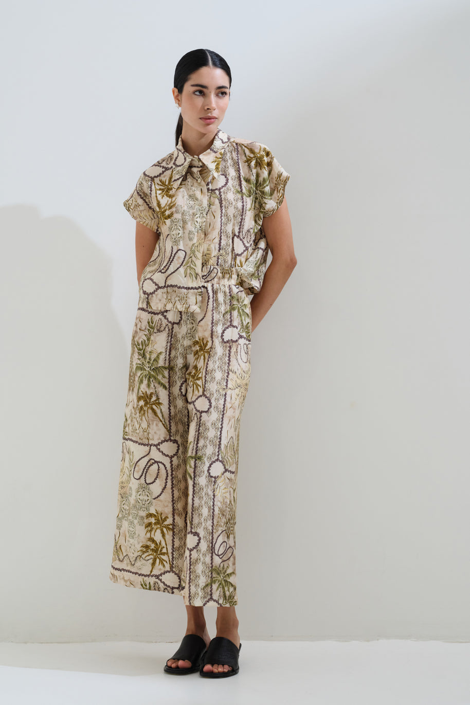 Printed cropped pants