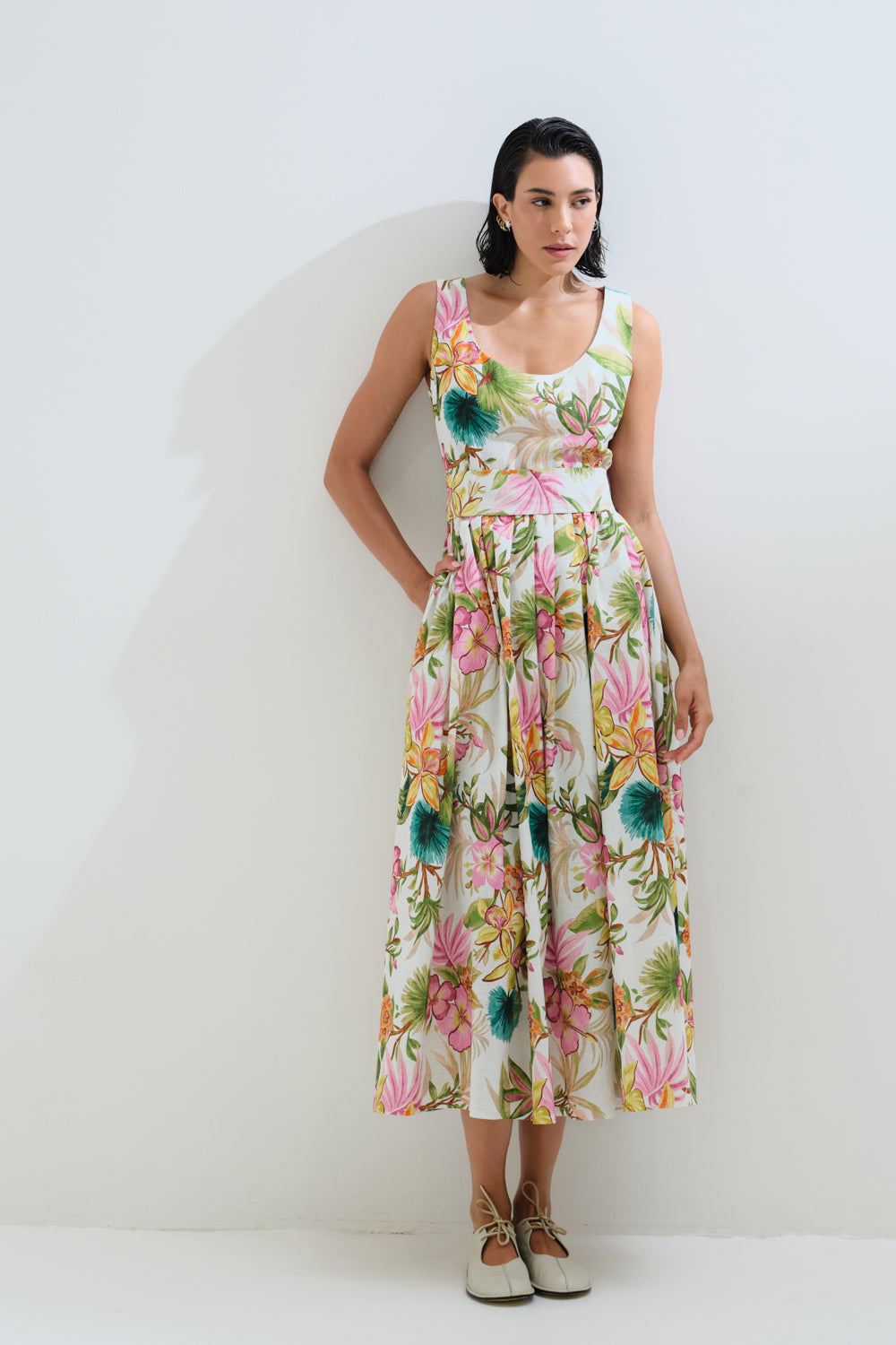 Linen pleated floral dress 
