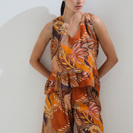 Cropped printed pants