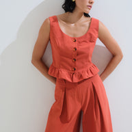 Παντελόνι με πιέτα μπροστά