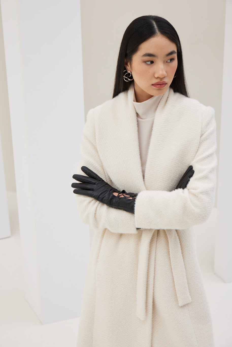 Coat with Wide Lapel