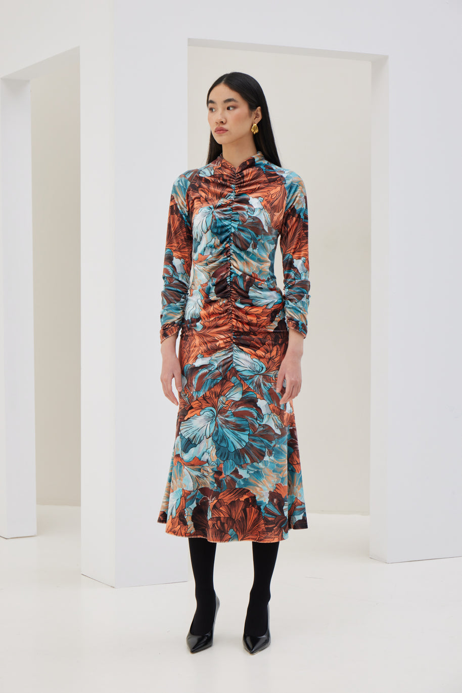 Φόρεμα Βελούδο με Σούρες