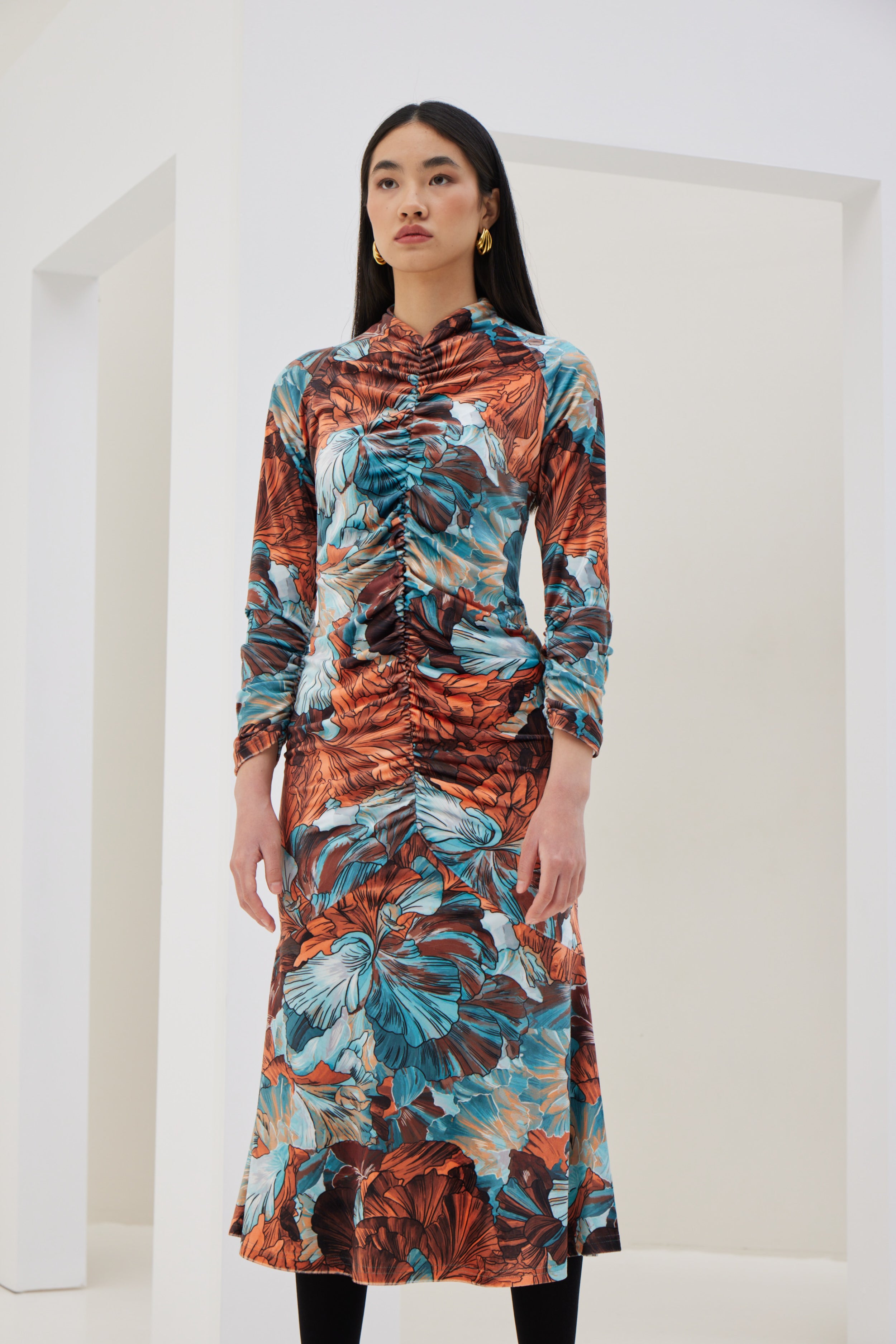 Φόρεμα Βελούδο με Σούρες