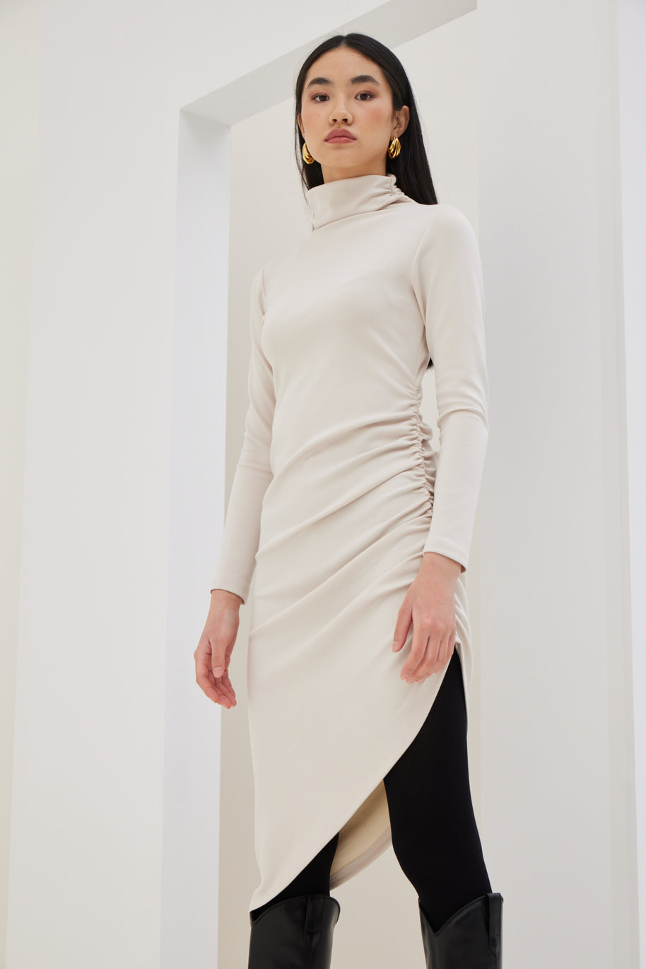 Ασύμμετρο Ελαστικό Φόρεμα