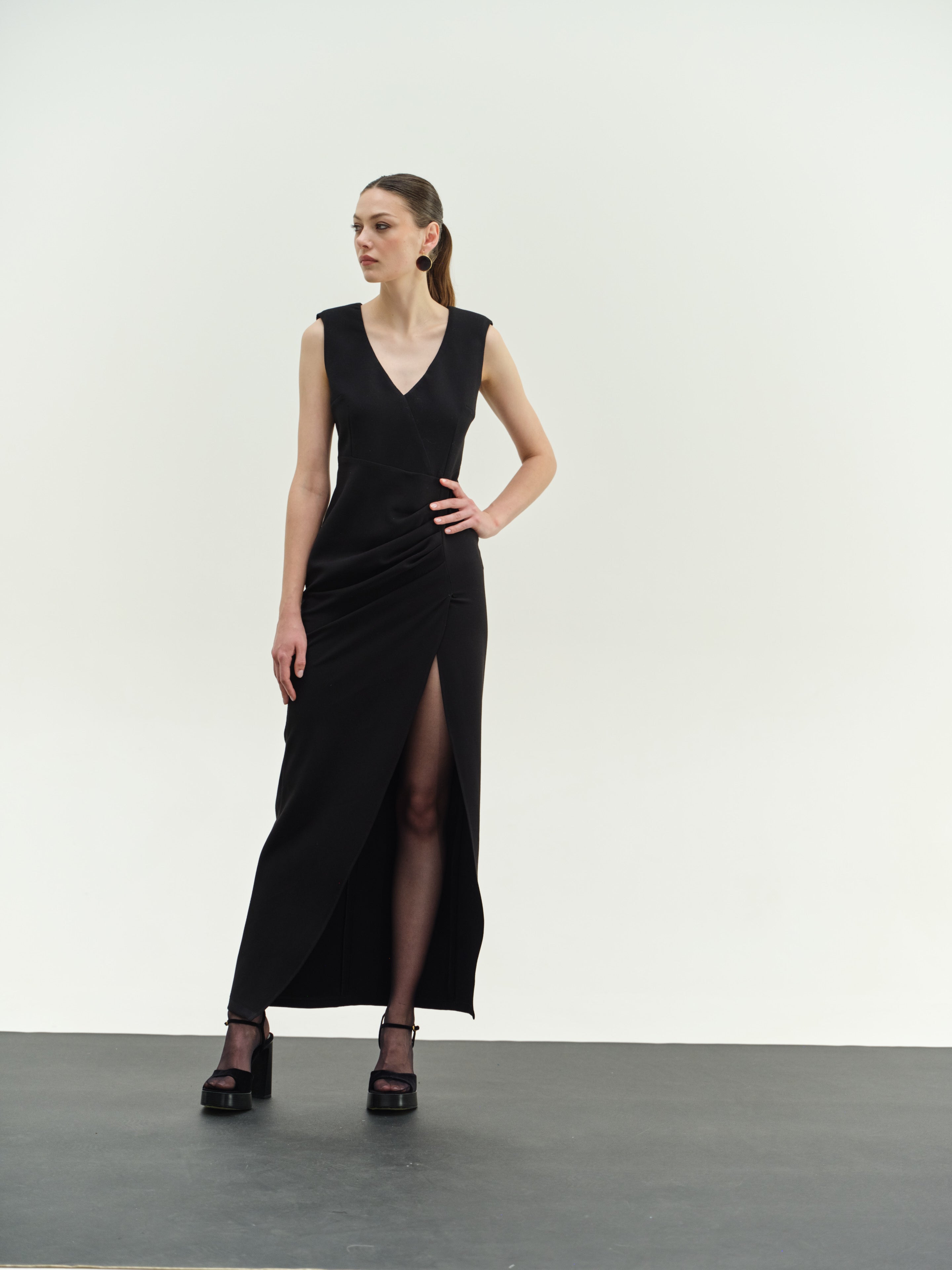 maxi dress with thigh split