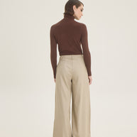 Wide leg trousers