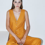 Classic Linen Vest