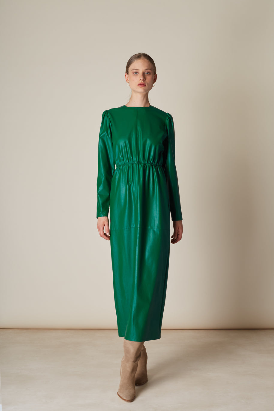 Dress with Back Opening in Skirt