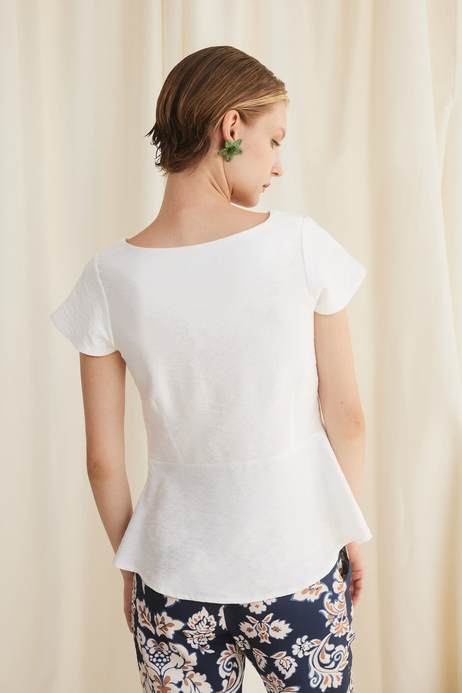Blouse with Front Runch