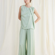 Off-the-shoulder Blouse