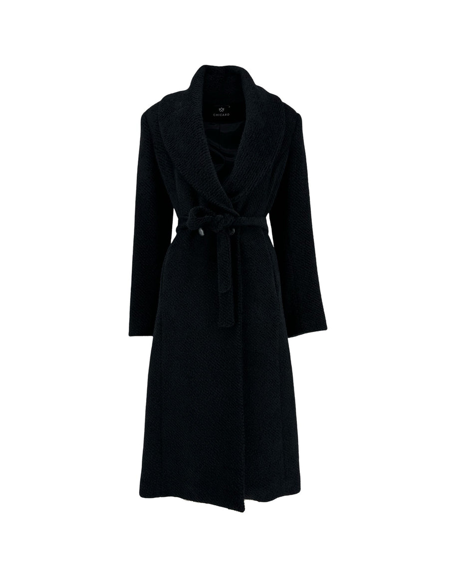 Coat with Wide Lapel