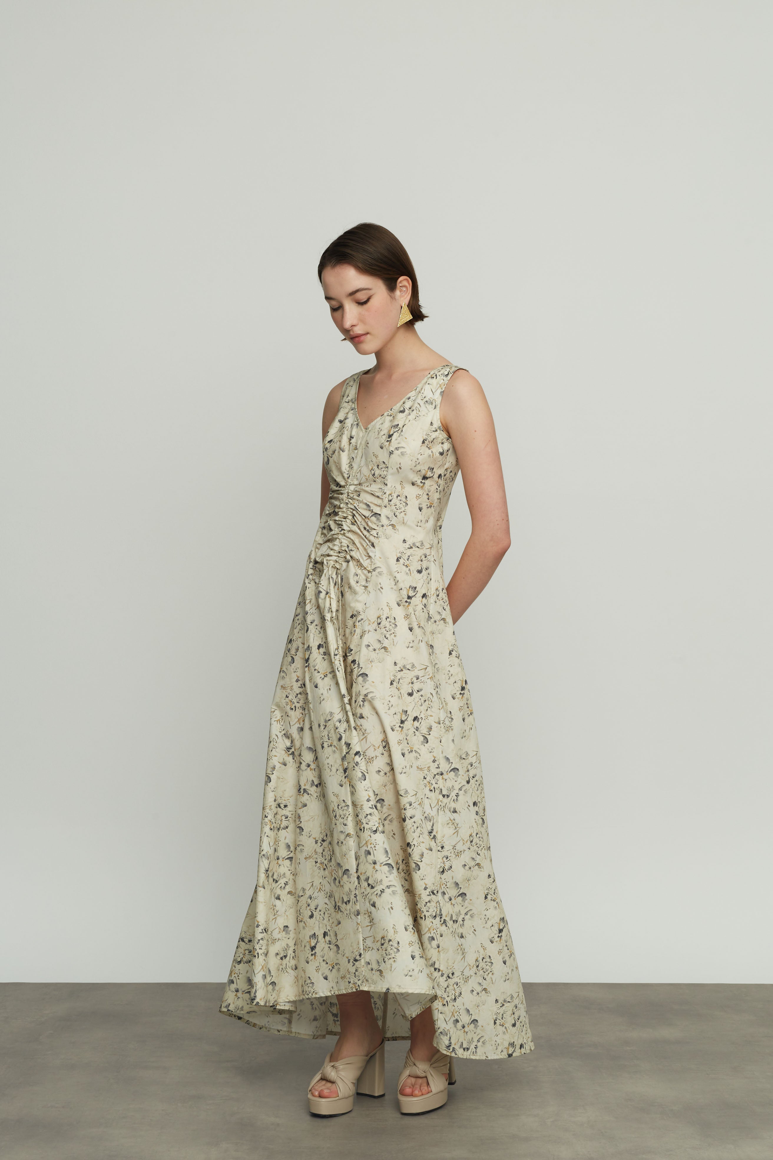 Sleeveless Long Dress