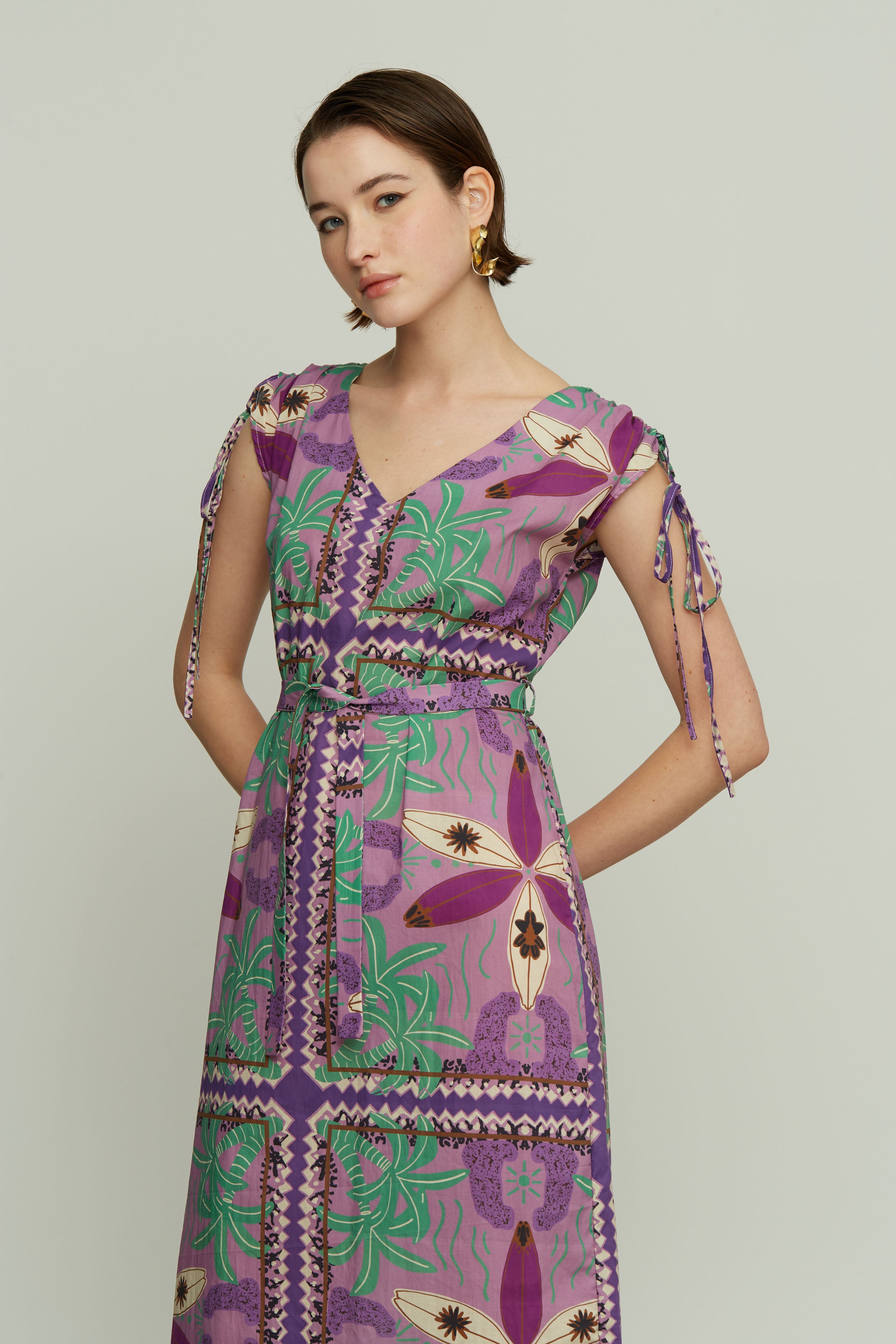 Dress with Suras