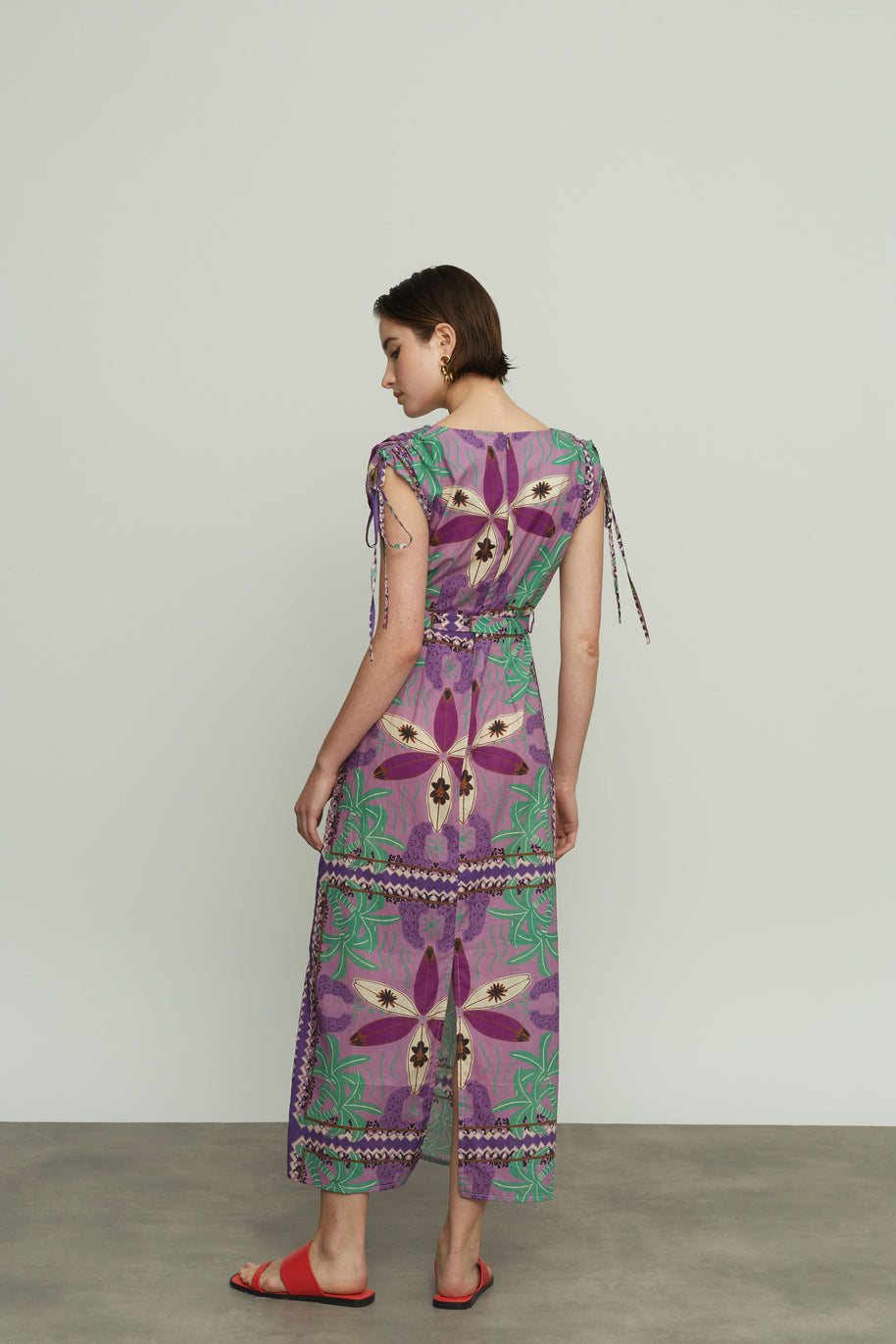 Dress with Suras