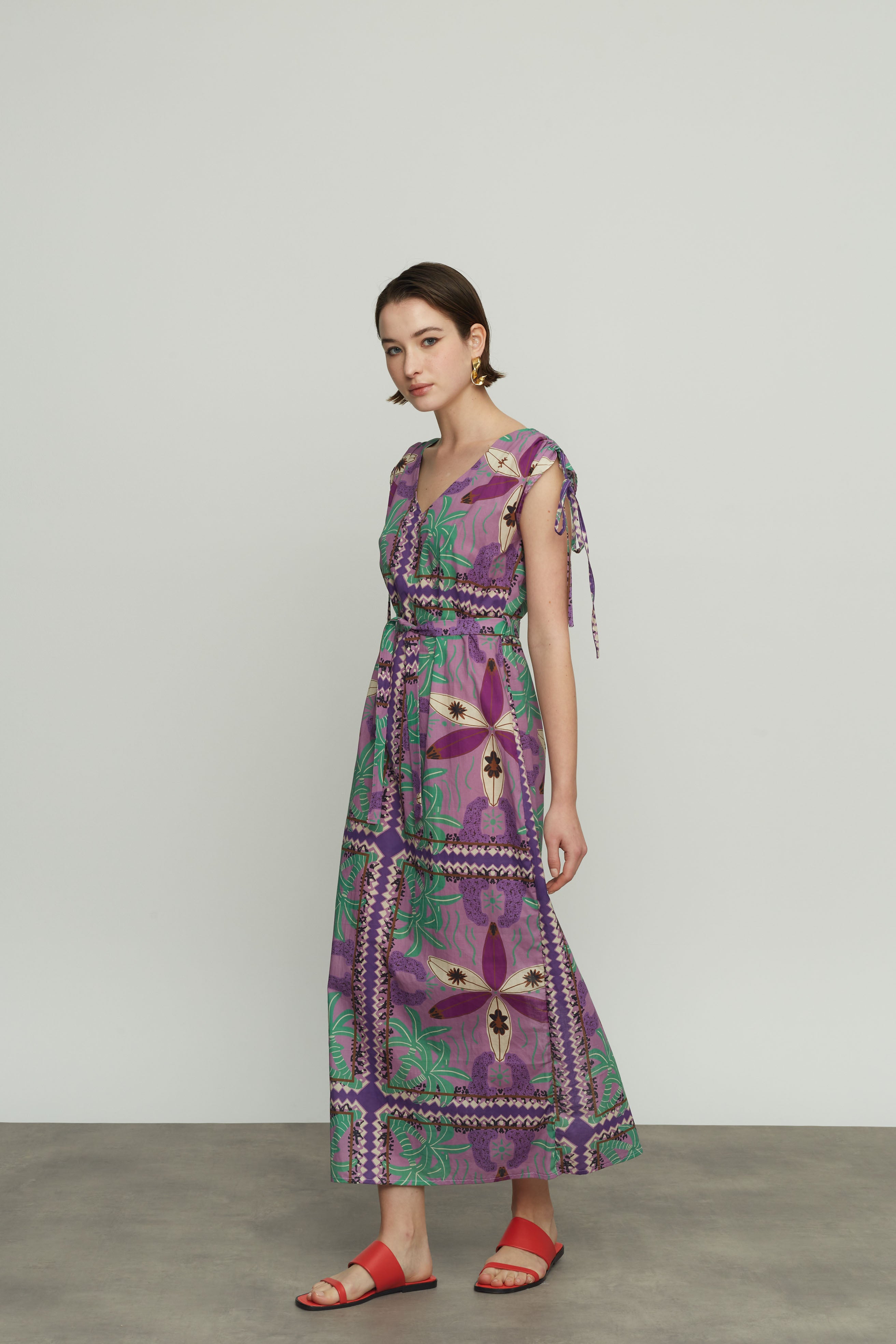 Dress with Suras