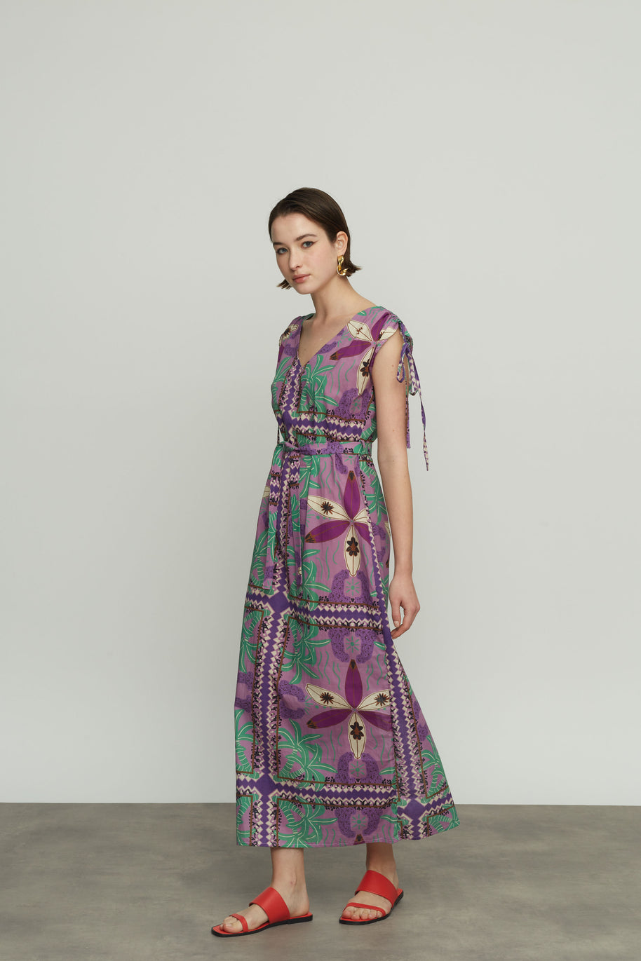 Dress with Suras